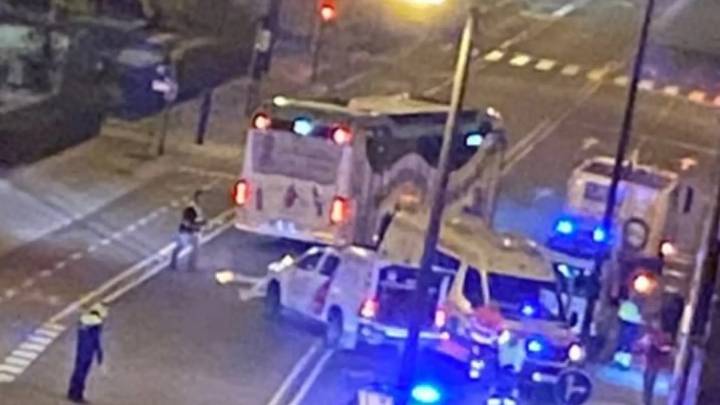Ingresado en la uci un repartidor de pizza tras sufrir un accidente en Zaragoza