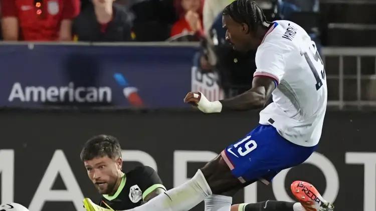 Victoria de EE.UU. sobre Australia empañada por lesión de Pulisic