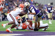 Big Ten football: No. 23 Illinois loses to Washington 42