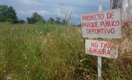 En Isidro Casanova, vecinos trabajan para transformar un basural en un parque de calistenia