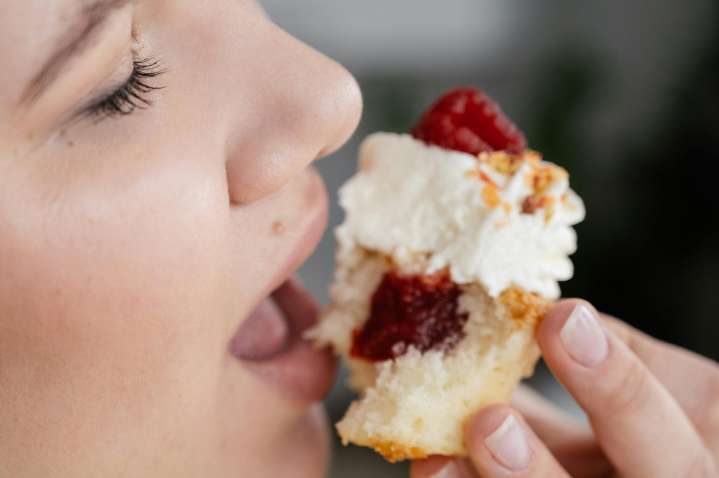 Dulces y várices: el consumo de azúcar afecta la salud venosa