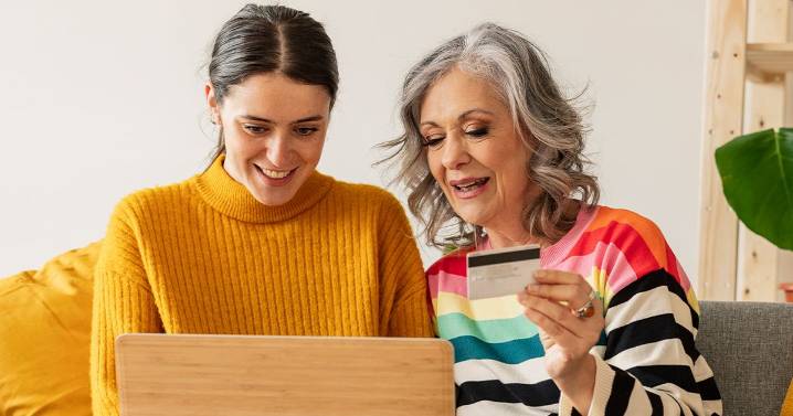 Halifax, Lloyds, Santander update over £900 payments going out to customers
