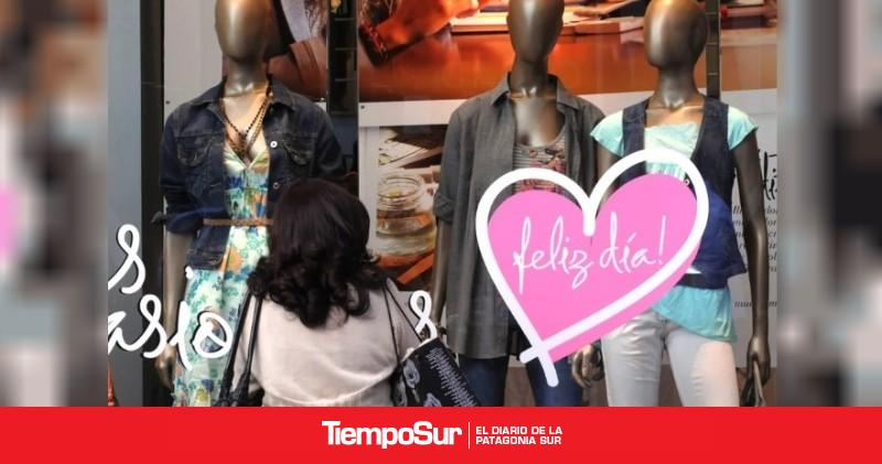 Día de la Madre 2025 Las ventas se desplomaron y el "regalo promedio" ya no alcanza ni para una remera