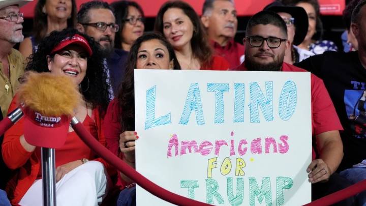 Aprobación de Trump entre hispanos cae drásticamente desde enero: encuesta AP