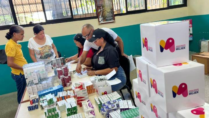 Inician ruta del mes rosa para las mujeres de Boquerón