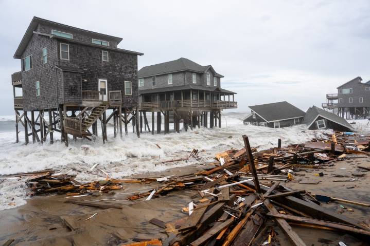 Buxton house falls into the ocean; 22nd in 5 years