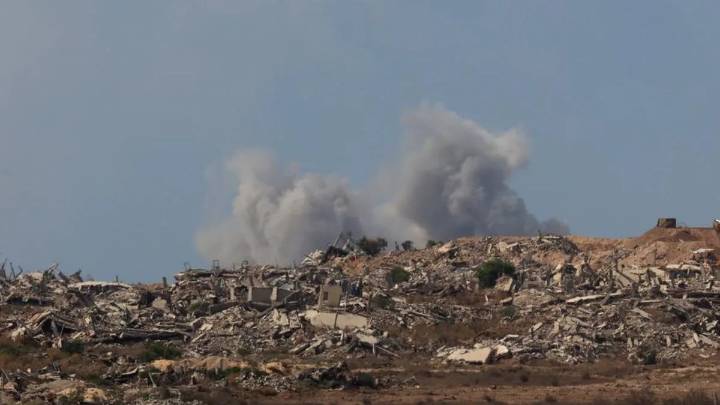 Gaza ceasefire talks intensify as delegations head to Cairo