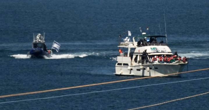 Israeli navy intercepts boats attempting to break Gaza blockade and arrests activists