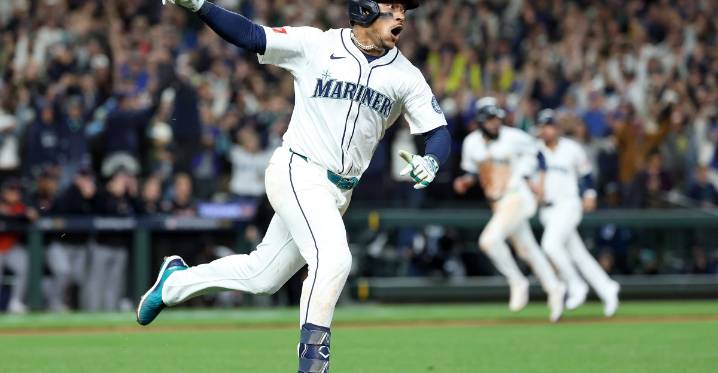 Saturday Bird Droppings: The ALCS is set