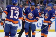 Islanders drop third straight, fall to Jets 5