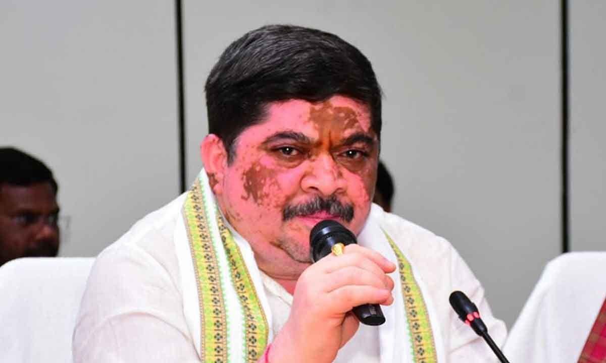 Minister Ponnam Prabhakar Celebrates Vijayadashami and Advocates for Weaker Sections' Rights