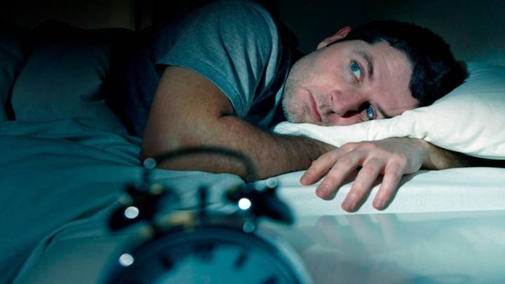 Los neurólogos alertan sobre los productos 'milagro' contra el insomnio: "Sin validez médica"