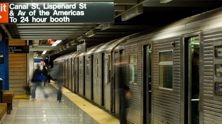 Detenida la madre que abandonó a su bebé recién nacida en el Metro de Nueva York