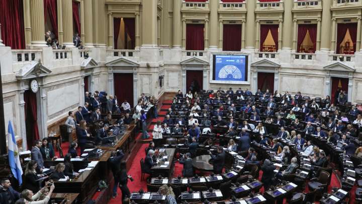 El Congreso cita funcionarios para que den explicaciones