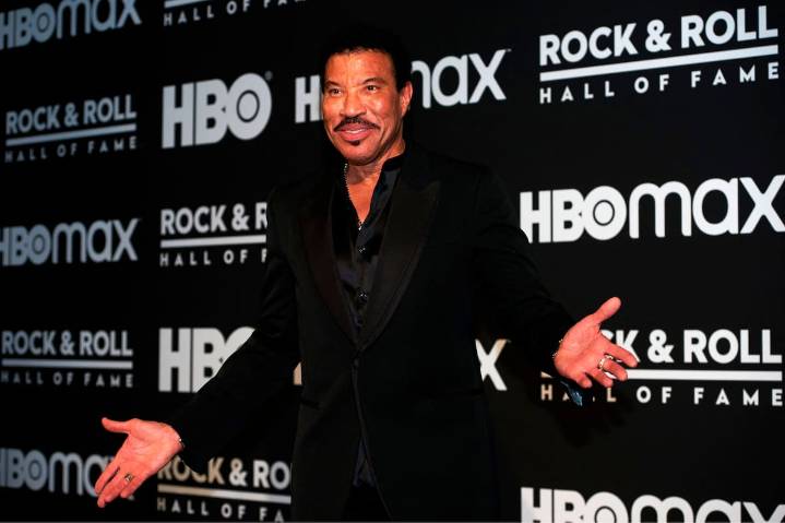 Las memorias de Lionel Richie. El pasatiempo que desató la furia de su hija Nicole y de Cameron Díaz y el peor escándalo de su vida