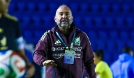 “Nos puede clasificar sola”: Pedro López aplaude el nivel de Charlyn Corral