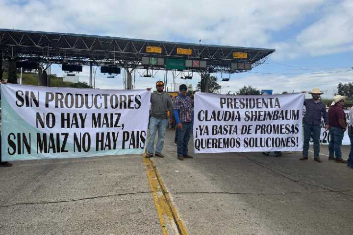Productores de maíz realizan paro nacional y bloqueos en varios estados