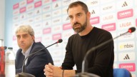 Indias desvela de soslayo que Emilio Larraz era entrenador provisional ante la Leonesa