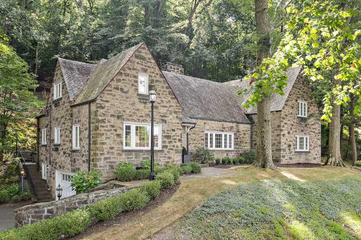 House of the Week: A Private, Dignified Retreat in Sewickley
