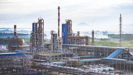 Kyiv hits major Russian gas plant