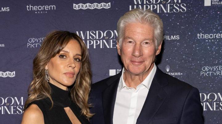 Richard Gere rompe su promesa y deja Madrid: el actor regresa a Estados Unidos junto a su familia un año después de mudarse a España