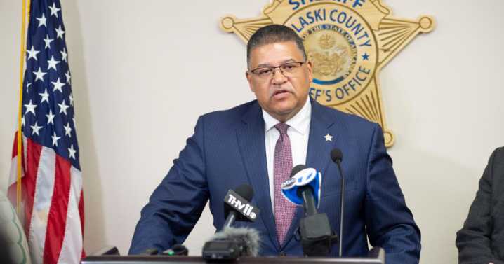 Sheriff Eric Higgins announces reelection campaign