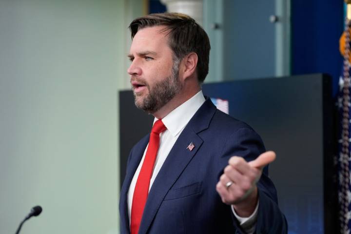 Vance calls on Jay Jones to drop out of Virginia attorney general race after violent text messages leak