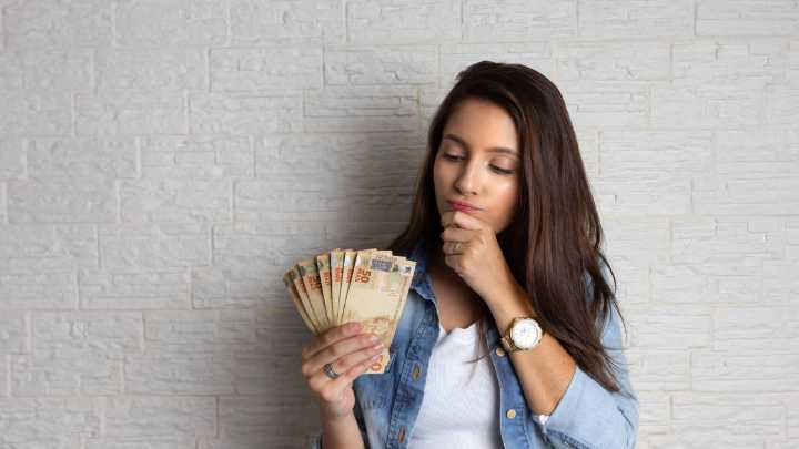 Para la gente de Colombia la vida va por buen camino, pero el país va mal y el mundo, peor; crimen debe ser la prioridad según estudio de FII e Ipsos