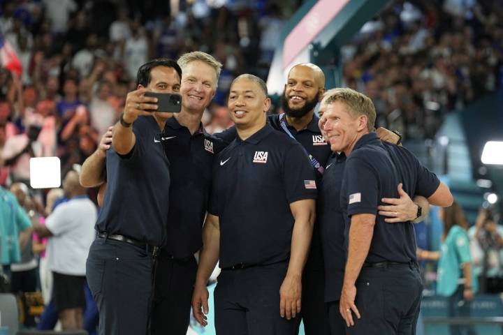 Deadspin | Report: Heat's Erik Spoelstra to be named coach of Team USA