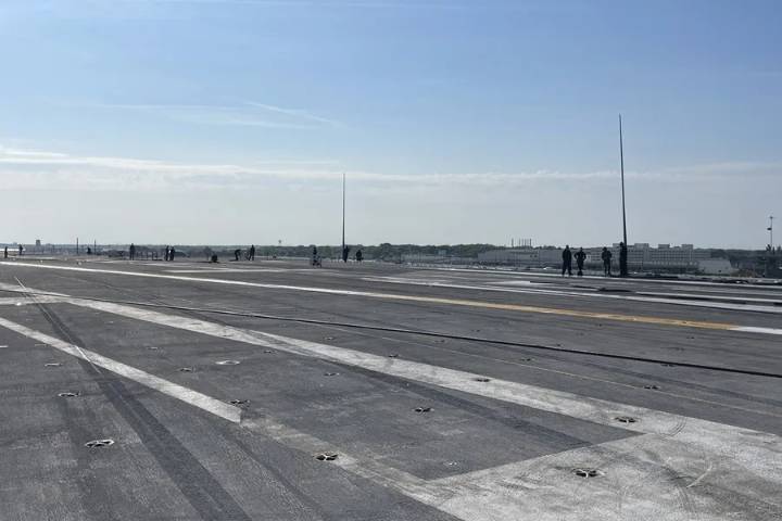 EE.UU. detuvo a dos sobrevivientes del último bombardeo en el Caribe, según agencias