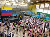 Más de un centenar de adultos mayores participaron en jornada de bailesalud en Los Teques