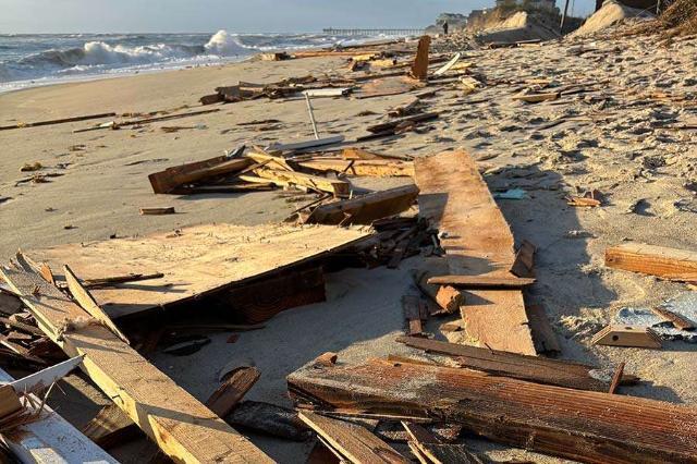 The Outer Banks Voice -   Debris cleanup expands to Rodanthe