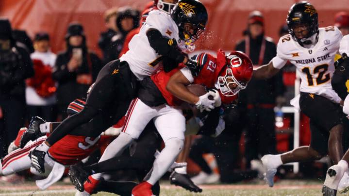 NaQuari Rogers Runs In Third Touchdown On Ground For Utah Against Arizona State