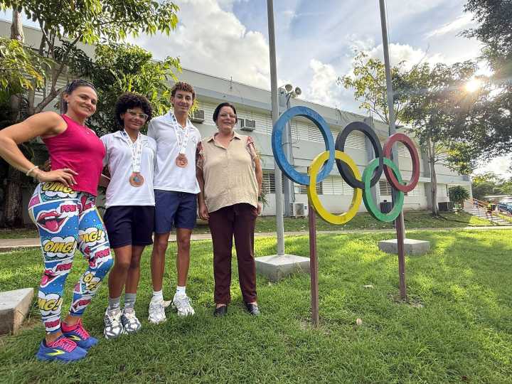 Reconocen a atletas del Albergue Olímpico por su desempeño internacional