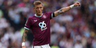 El alarmante presente de Oliver Sonne en el Burnley: postergado por el DT Scott Parker en Premier League y con posibilidades de salir