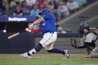 Kirk homers twice as Blue Jays end playoff skid by thumping Yankees 10