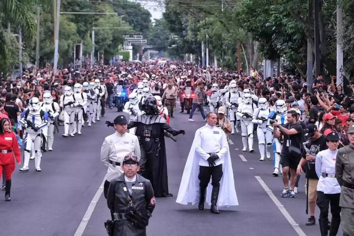 ¡Es hoy! Desfile de las Galaxias Mérida 2025: Hora y ruta del recorrido