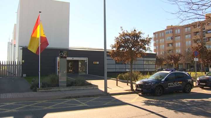 Detenido en Cáceres un joven por múltiples estafas con devoluciones falsas en compras por internet More