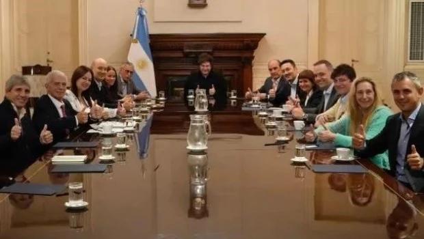 Milei suma al Gabinete a la reunión con los gobernadores en Casa Rosada