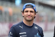 Expiloto de F1 Jacques Villeneuve habla claro sobre Sainz y arremete contra Leclerc: «Charles no estaba por delante de él, como mucha gente quiere pensar»