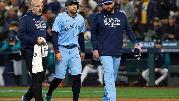 Blue Jays' George Springer exits Game 5 after knee hit by pitch
