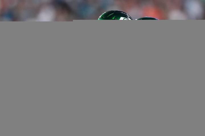 Jets Will Have to Go Through Obstacles to Get First Win in Week 8