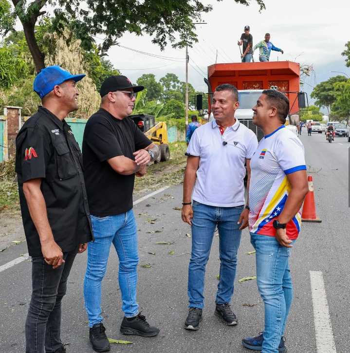 Diputado Hernández inspecciona obras en municipios de Aragua