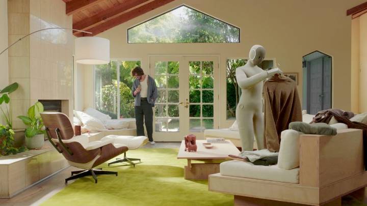 This New Humanoid Home Robot Costs $20K, and You Still Have to Train It