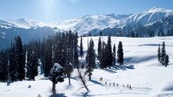 Hyderabad to Kashmir: Your 2025 guide to valley’s first snowfall