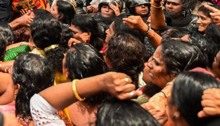 Kerala: Violent Protests Break Out Against Factory Processing Waste In Kozhikode