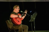 Manuel Argudín regala un homenaje a su amigo, el cantautor Silvio Rodríguez