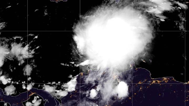 Potential Hurricane Melissa less than 1,000 miles from…
