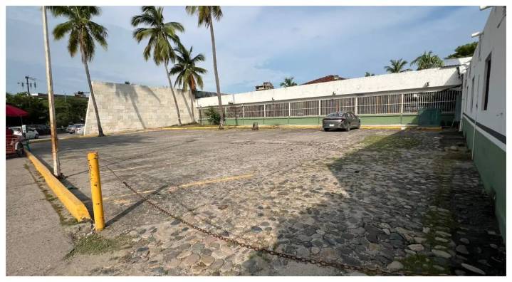 Estacionamiento del DIF Vallarta sigue cerrado, exclusivo para dos subdirectores