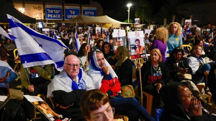 Israel se prepara en vigía para la histórica liberación de rehenes